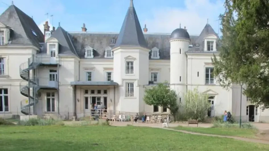 Château de la clinique psychiatrique de La Borde